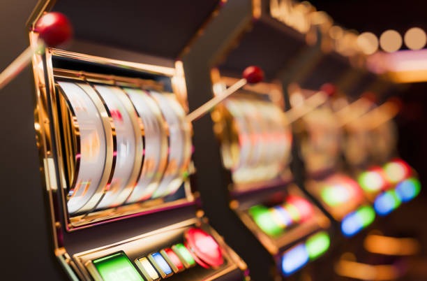 aurahoki link platform dashboard showing slot games and sportsbook markets